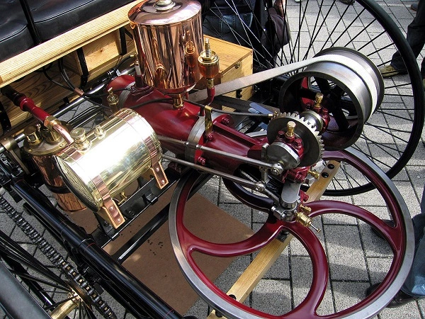 Engine of the Benz Patent-Motorwagen