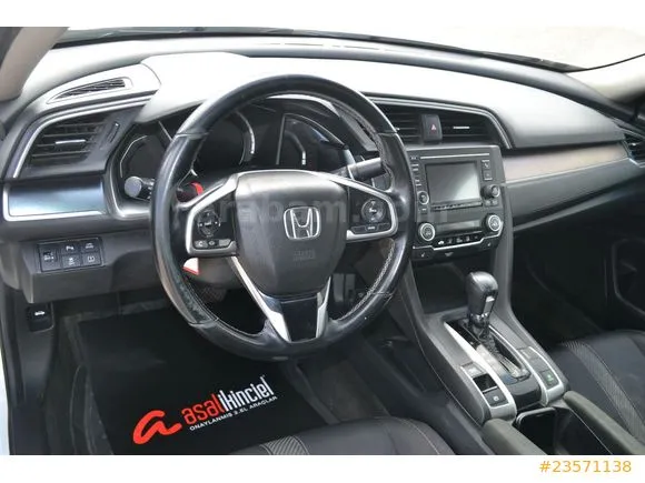 Honda Civic 1.6 i-VTEC ECO Elegance Image 3